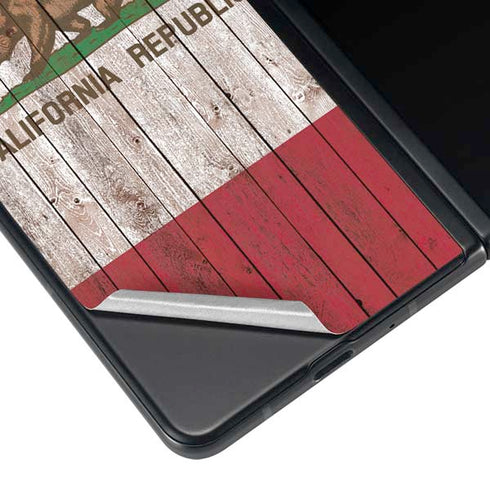 California Flag Dark Wood Galaxy Z Fold4 5G Skin